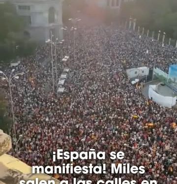 Miles se concentran en España en apoyo a Ceuta